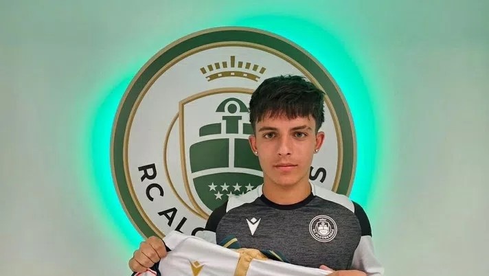 开云体育app-意媒:国米有意17岁中场小将卡扎凯奥斯,目前尚未进行直接接触