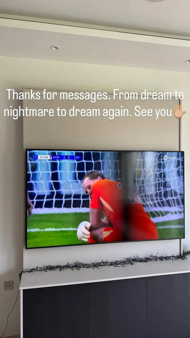 开云体育app-23岁生日前，出身门将世家的他收到了足以毁掉职业生涯的“礼物”|金斯基|热刺|图多尔|欧冠|捷克_新浪体育_新浪新闻