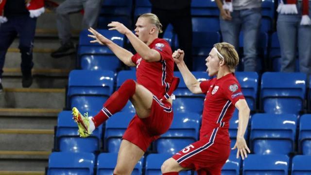 开云体育官方下载-回归首秀险被挪威揍 自信范加尔知道队伍不好带了