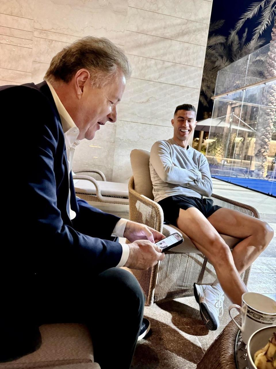 开云体育官方下载-预订第3次专访?摩根爆粗挺C罗罢赛:他改变沙特足球却遭不公对待