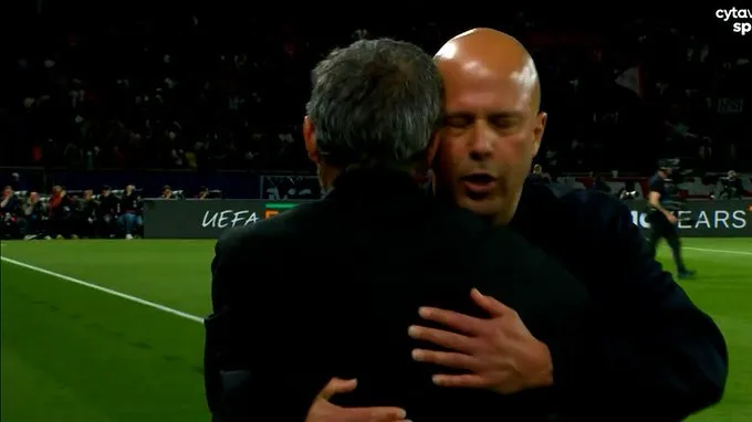 开云体育官网-连负布莱顿曼城巴黎，利物浦本赛季第三次遭遇三连败