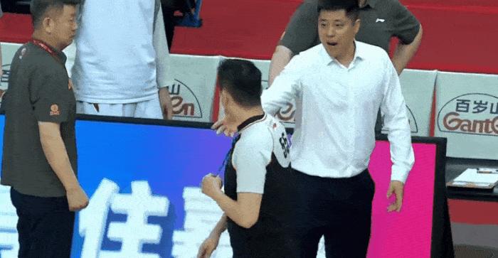 开云体育官网-掀翻广厦后山西却传3坏消息！张宁伤情不乐观，内线悍将恐遭重罚